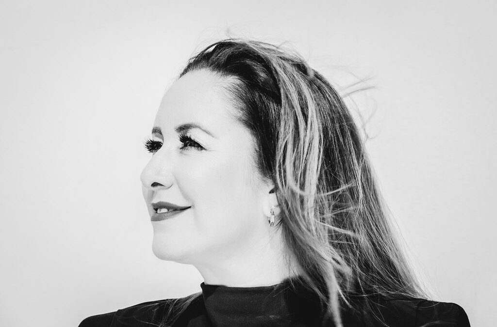Balancing Self-Employment and Parenthood: My Path to Building The Plattform